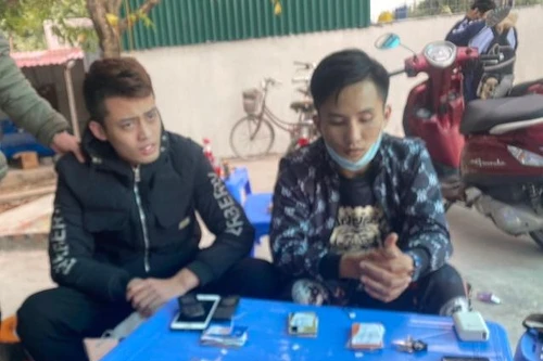 Thu gom tài khoản ngân hàng để mua bán kiếm lời