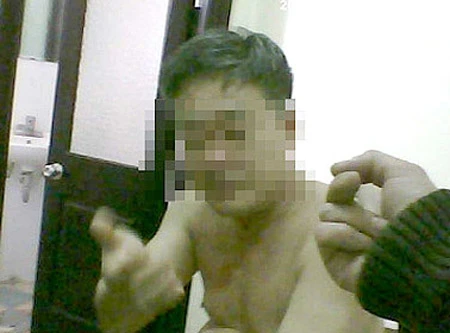 Vu quan hệ bất chính rồi ép viết giấy vay nợ 200 triệu