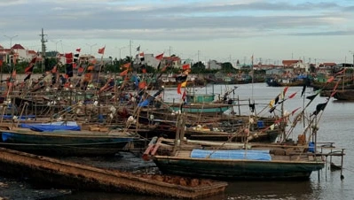 36 nghìn tàu, thuyền về nơi trú ẩn trước bão