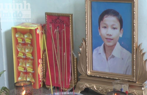 Một học sinh đuối nước khi cố gắng cứu bạn