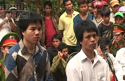 Đòi tiền "bảo kê" của công ty cao su, 2 trai bản lĩnh án