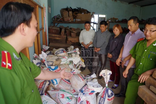 Bắt quả tang vụ lừa bán quặng Vonfram giả