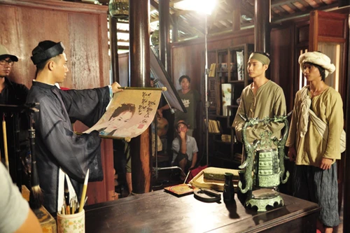 Cười "té ghế" với thơ chế từ “Bản tình ca”