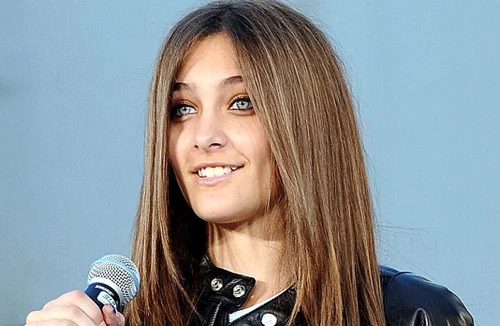 Con gái Michael Jackson tự tử bất thành