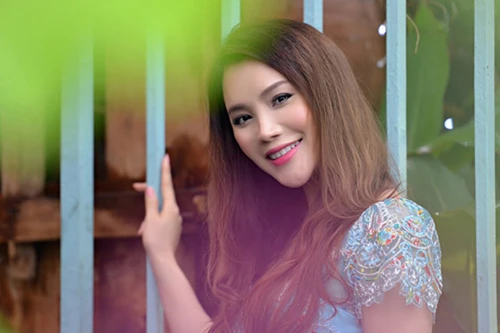 Hồ Quỳnh Hương: Thoải mái và tự tin khi ngồi trên "ghế nóng"