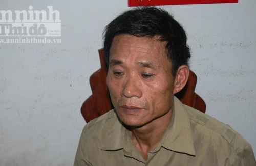 Bị truy nã vẫn thản nhiên cùng người tình đi du hí