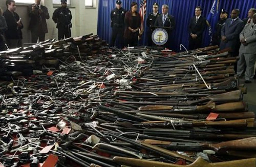 Mỹ có tới hơn 20.000 điều luật cho phép sở hữu vũ khí