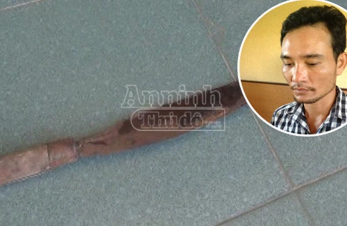 Rượu say, điên cuồng vác dao chạy khắp xóm, chém hàng loạt người 