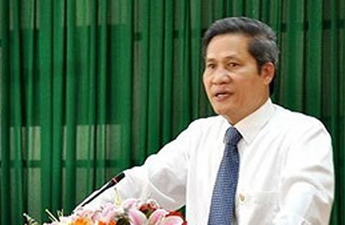 Miễn nhiệm chức danh Chủ tịch UBND tỉnh Đắk Lắk 