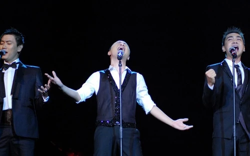 "Cảm ơn cuộc đời" khẳng định sức nóng trên Bảng xếp hạng tuần 23 