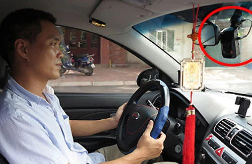 Tất cả xe taxi cần phải lắp thiết bị giám sát hành trình?