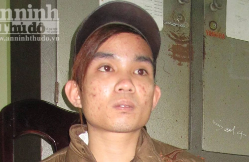 Liệt hai chân, ngồi xe lăn vẫn đi bán ma túy