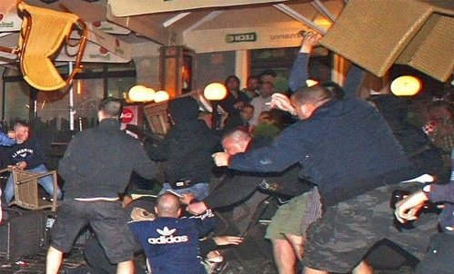 Hỗn chiến trong quán bar Monaco, một người thiệt mạng