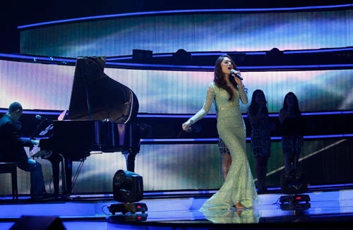 Đức Trí lên tiếng bênh vực Hương Giang