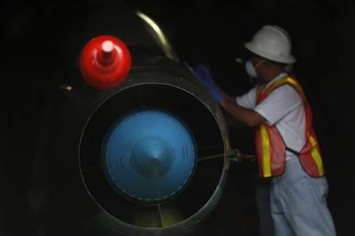 Phát hiện 2 chiến đấu cơ MiG-21 trên tàu Triều Tiên bị Panama bắt giữ