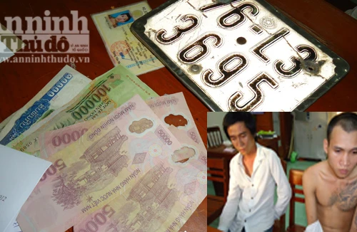 Bắt 2 đối tượng giật dây chuyền vàng của phụ nữ đi đường