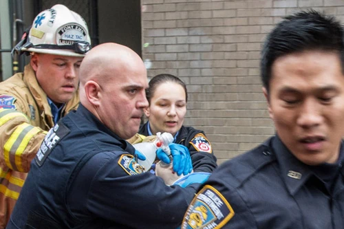 Mất quyền nuôi con, cha giết con 4 tuổi rồi tự sát