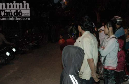 Vụ học sinh lớp 8 trói tay treo cổ chết: Tự tử hay án mạng?