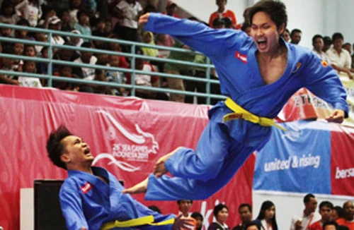 Võ Việt tỏa sáng trên đất Indonesia