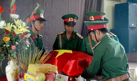 Quảng Trị: Phát hiện 2 hài cốt liệt sĩ tại cao điểm 235