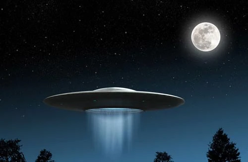 Canada: UFO xuất hiện hơn 1.000 lần mỗi năm