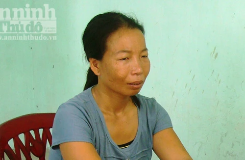 Khởi tố hai nữ quái buôn ma túy còn lột quần ăn vạ