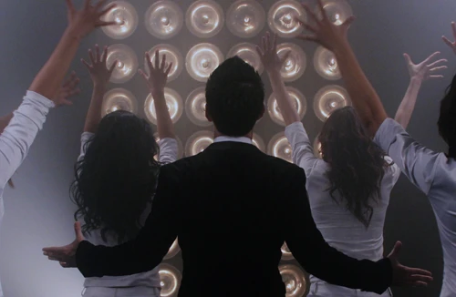 Hồ Trung Dũng ra single đầu tay