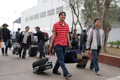 Hơn 500 công nhân Việt Nam từ Libya chuẩn bị về nước