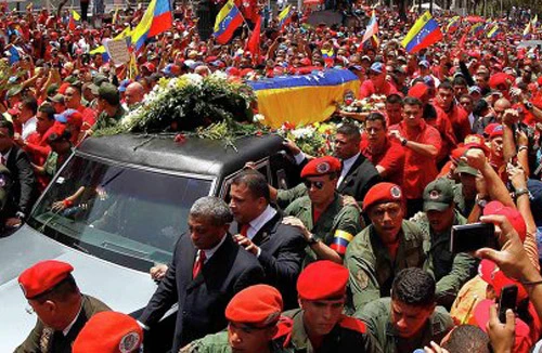 Hình ảnh lễ đưa tiễn linh cữu cố tổng thống Hugo Chavez
