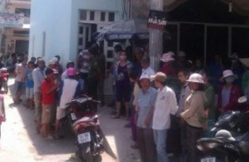 Mâu thuẫn tình cảm, vợ giết chồng bằng dao, thớt