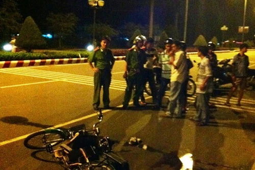 Nam sinh lớp 12 bị đâm chết trên đường từ lớp học thêm về nhà