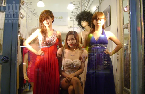 Giới trẻ sục sôi với nghề "canh sống"