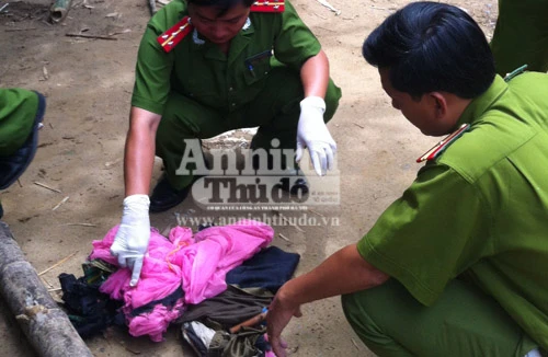 Nửa đêm mẹ già phát hiện con trai bị chết cháy 