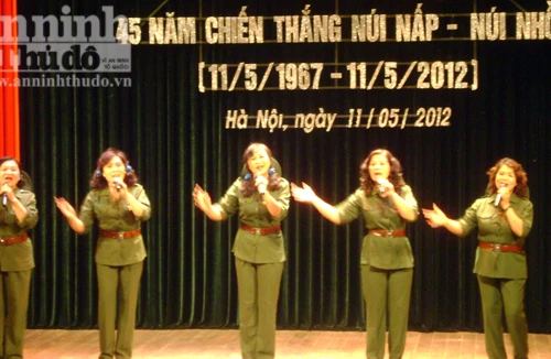 Tri ân 13 nữ TNXP hi sinh trong chiến thắng núi Nấp, núi Nhồi