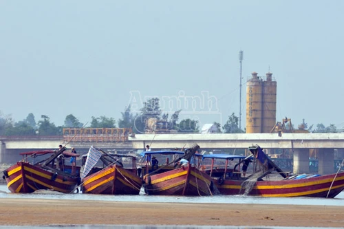 Kiểm điểm trách nhiệm Chủ tịch hai huyện Kỳ Anh và Cẩm Xuyên