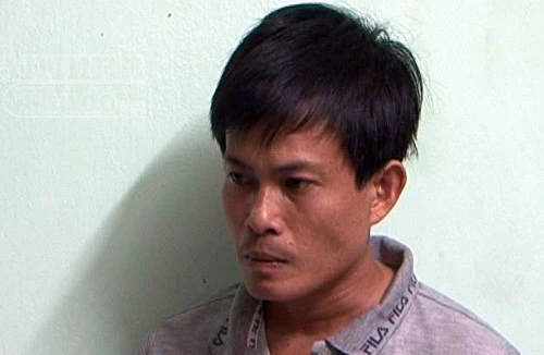 Ngày làm nhân viên tiếp thị, đêm "săn mồi", cướp giật