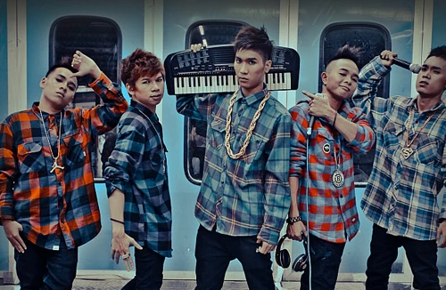 Top 10 ca khúc dẫn đầu lượt nghe bảng đề cử cho liveshow 10