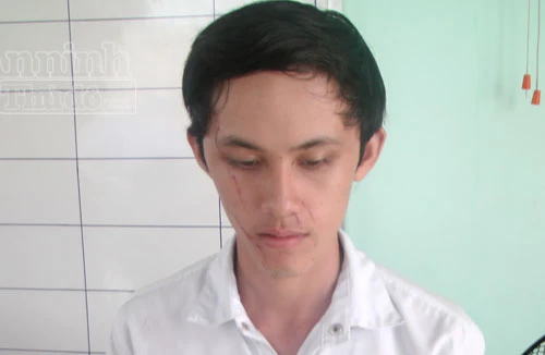 Khởi tố thanh niên chở 4 đâm chết cụ bà 82 tuổi