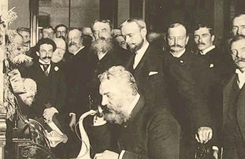 Alexander Graham Bell và đường dây điện thoại đầu tiên trên thế giới