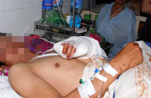 Mâu thuẫn cá nhân, thuê côn đồ chém người