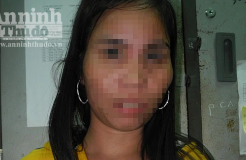 5 cô gái bị lừa, ép phải kích dục cho khách đến massage