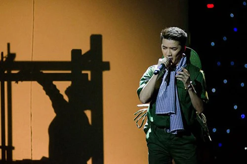 Đàm Vĩnh Hưng tiếp tục dẫn đầu BXH Bài hát yêu thích