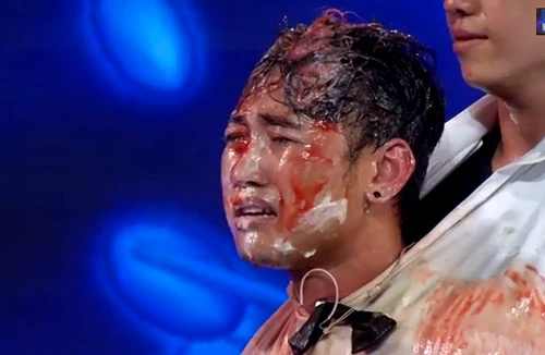 Don Nguyễn "méo mặt" đối diện với thử thách kinh hoàng