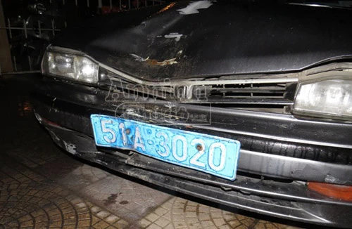 Giám đốc điện lực lái xe biển xanh đâm chết 2 cán bộ Quản lý thị trường