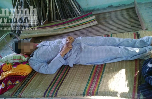 Sạt lở đất trong khi khai thác vàng trái phép, 1 người tử vong