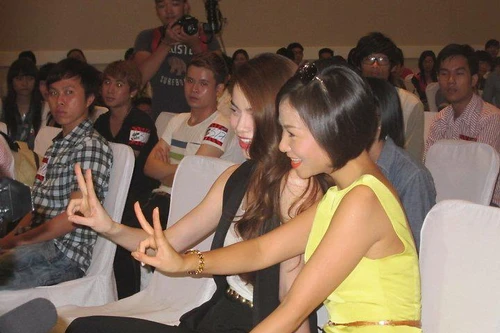 Hà Hồ, Thu Minh chia sẻ kinh nghiệm đứng trên sân khấu