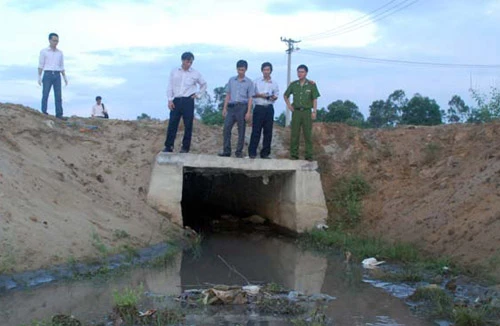 Bị đình chỉ, nhà máy vẫn tự ý sản xuất, xả thải ra môi trường