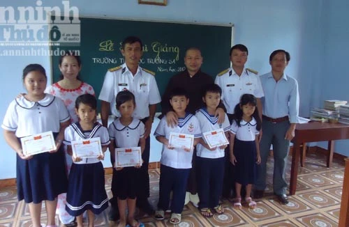 Tuyển 6 giáo viên tiểu học cho huyện đảo Trường Sa