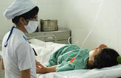 Cứu sống thai phụ vỡ tử cung hiếm gặp