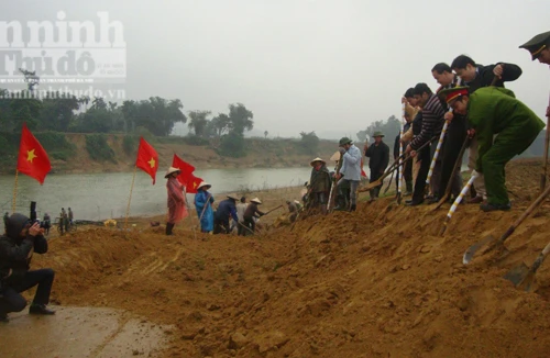 Xây dựng "Bến đò an toàn vì học sinh thân yêu"
